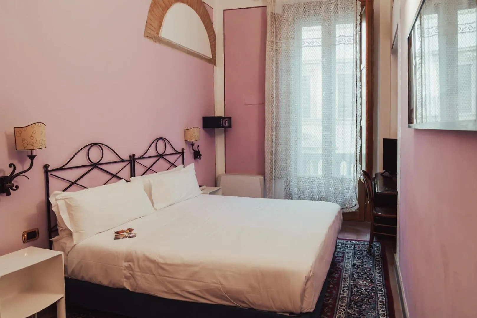 ***  II Guelfo Bianco Hotel Florence Italy