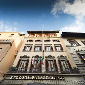 Strozzi Palace Florenz